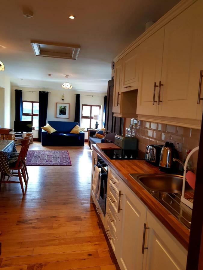 Nanny Quinn'S Apartment Killucan Εξωτερικό φωτογραφία