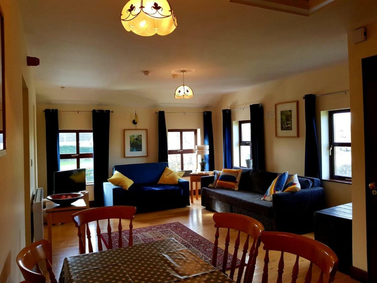 Nanny Quinn'S Apartment Killucan Εξωτερικό φωτογραφία
